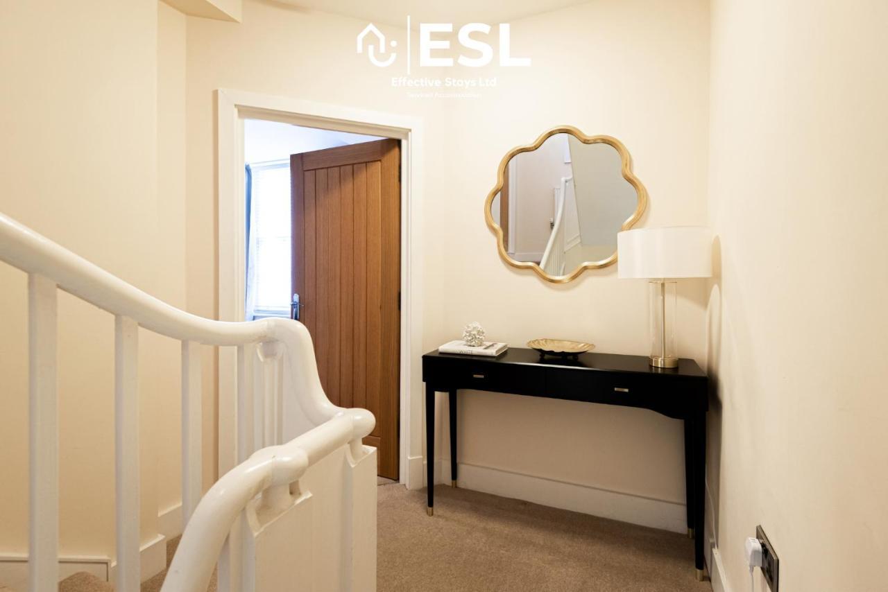 Elegant Apartment On Historic Cobbled High St Shrewsbury Town Centre المظهر الخارجي الصورة